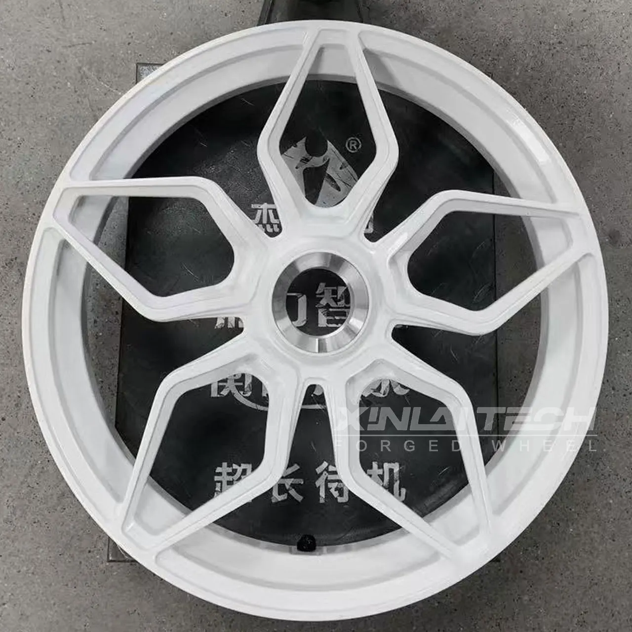 XL Custom Forged Motorcycle Wheels for Ducati Panigale V4 17 Inch Forged Aluminum Rims Anodized Finish Custom Supermoto Wheels - Image 4