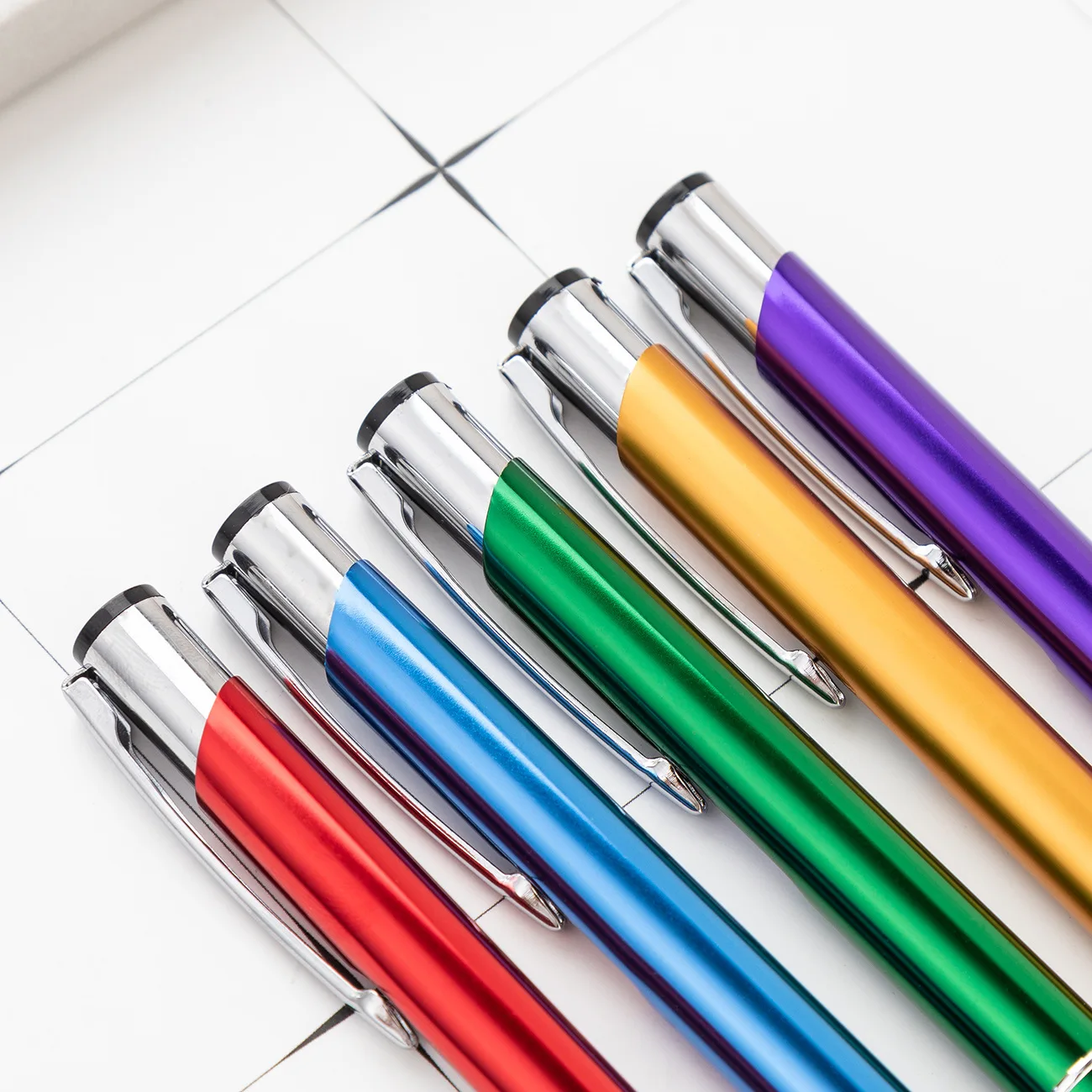 Promotional Aluminum Barrel Metallic Custom Logo Ball Point Pens Rubber Metal Touch Screen