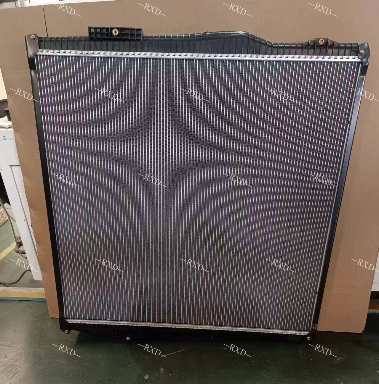 New Auto Cooling Radiator for Trucks 9605002601 Aluminum Brazed ...