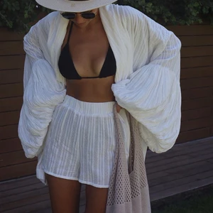 2025 New Summer Casual Loose Bubble Sleeves V Neck Two Piece Suit Holiday Beach Lady Wear Women Solid Jacquard Shirt Shorts Set