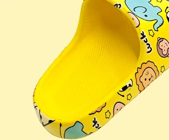 2021 hot sale slippers for kids yezzy slides beach non slip eva cartoon designer fashion wholesale cheap home house summer