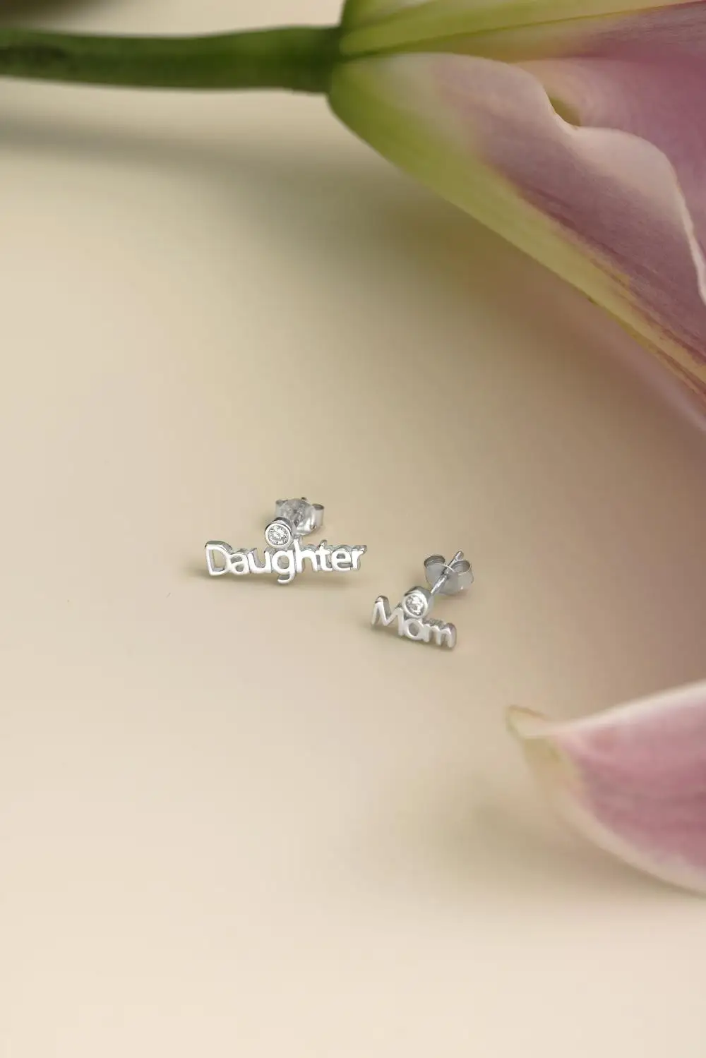 KAKODIY 925 Gorgeous Sterling Silver Stud Earrings with Zirconia Mother's Day Gold Plated Earrings detail 6