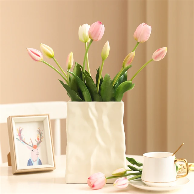 Artificial Tulip Bouquet 3 Heads Real Touch Tulip Flower for Showroom Decor Latex Tulip Flower and Bud Centerpiece Home Decor
