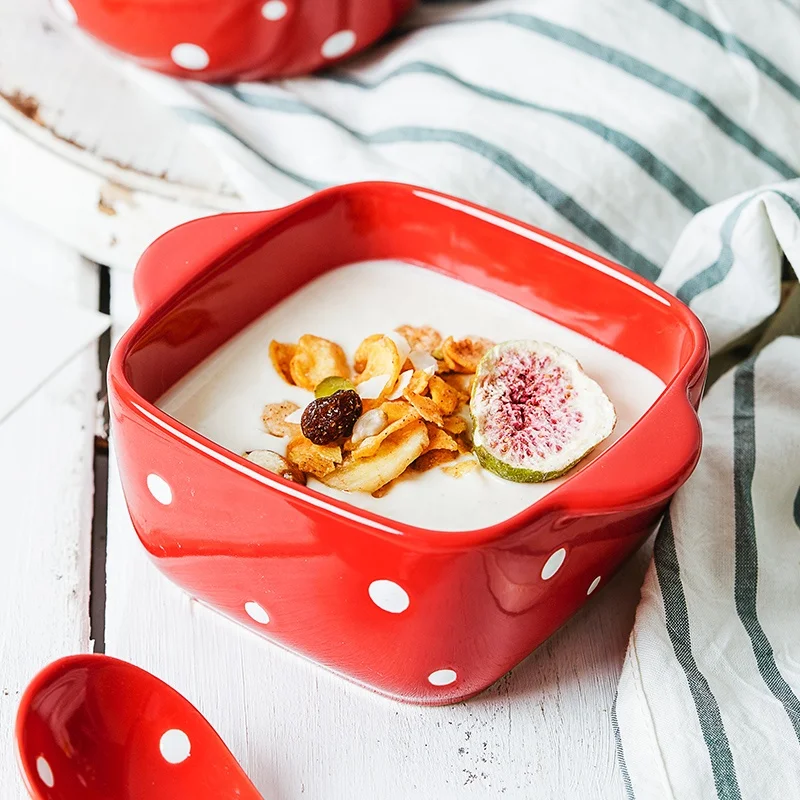 2022 New Arrival Square Ceramic Dinnerware Service Cookware Hand Painted Polka Dot Ceramic Soup Bowl with Lid