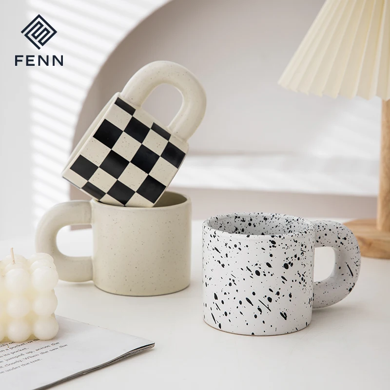 Ins Style Stoneware Black White Checkerboard Aesthetic Mugs Splash Ink Nordic Chubby Mug Ceramic Coffee Mug Big Ears Hand