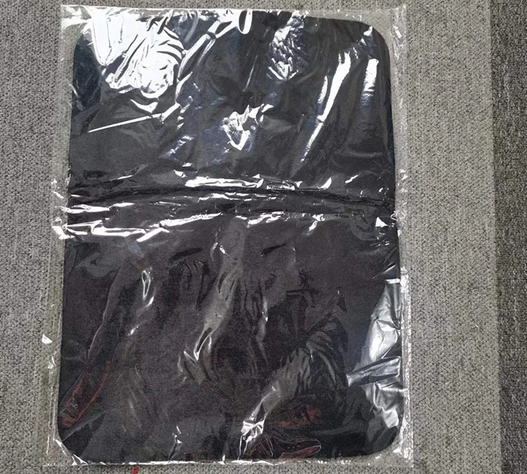 Factory Directly Sell Small Size 30 X 20 cm Black Magic Pad Table Mat Magic Trick Props Playing Card Mat Coin Trick Pad