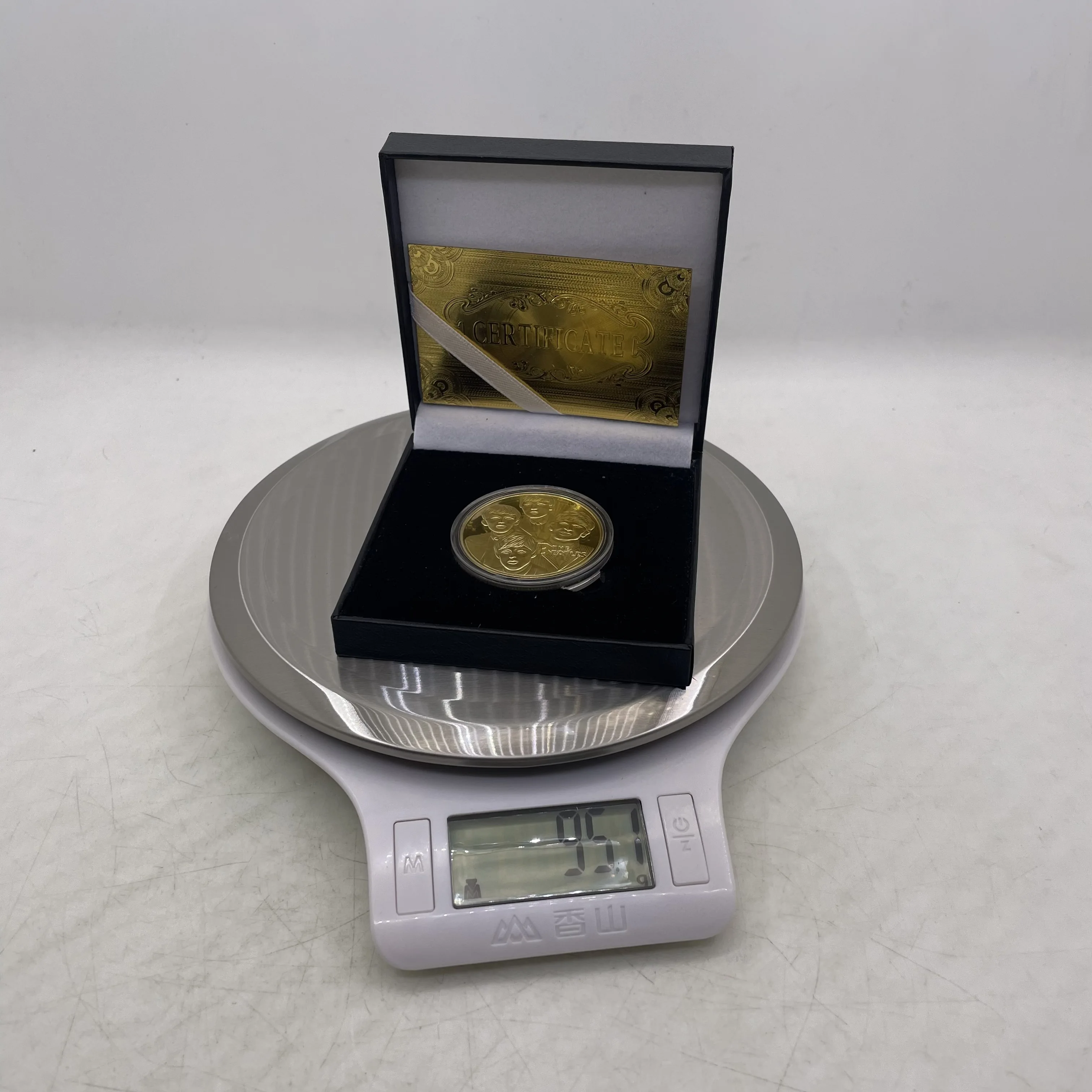 금속 공예 록큰롤 음악 레코드 기타 멋진 영국 록 밴드 동전 비틀즈 골드 도금 동전 기념 동전