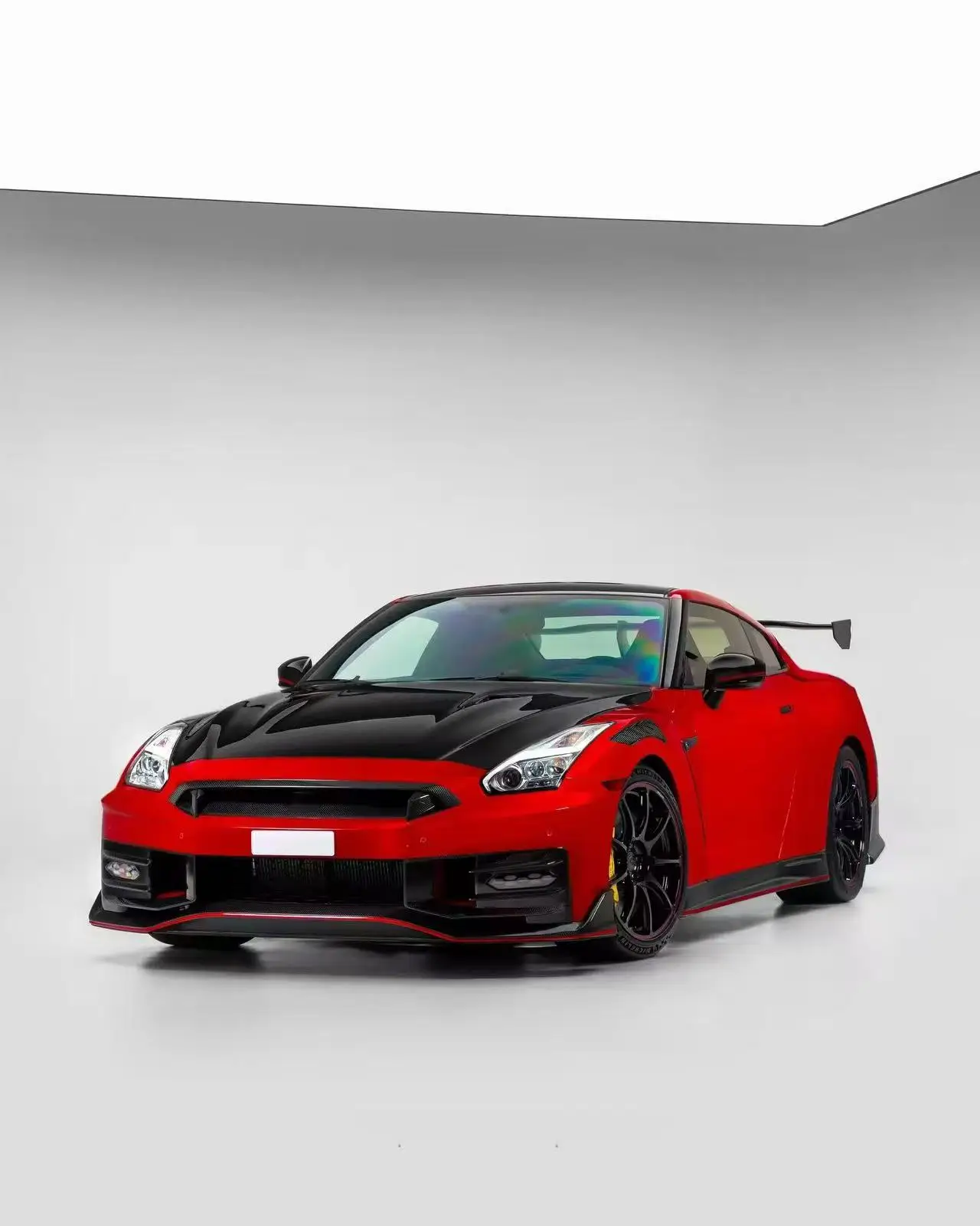 New High Quality GT-R R35 2008-2017 Car Body Kit with Half Carbon ...