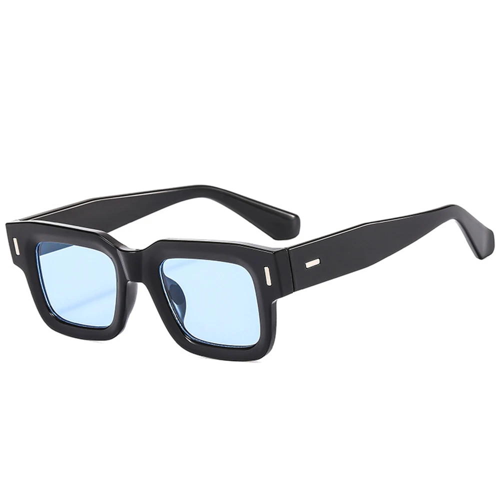 STORY XY3688 Retro Classic Rivet Rectangle Sunglasses display picture 3