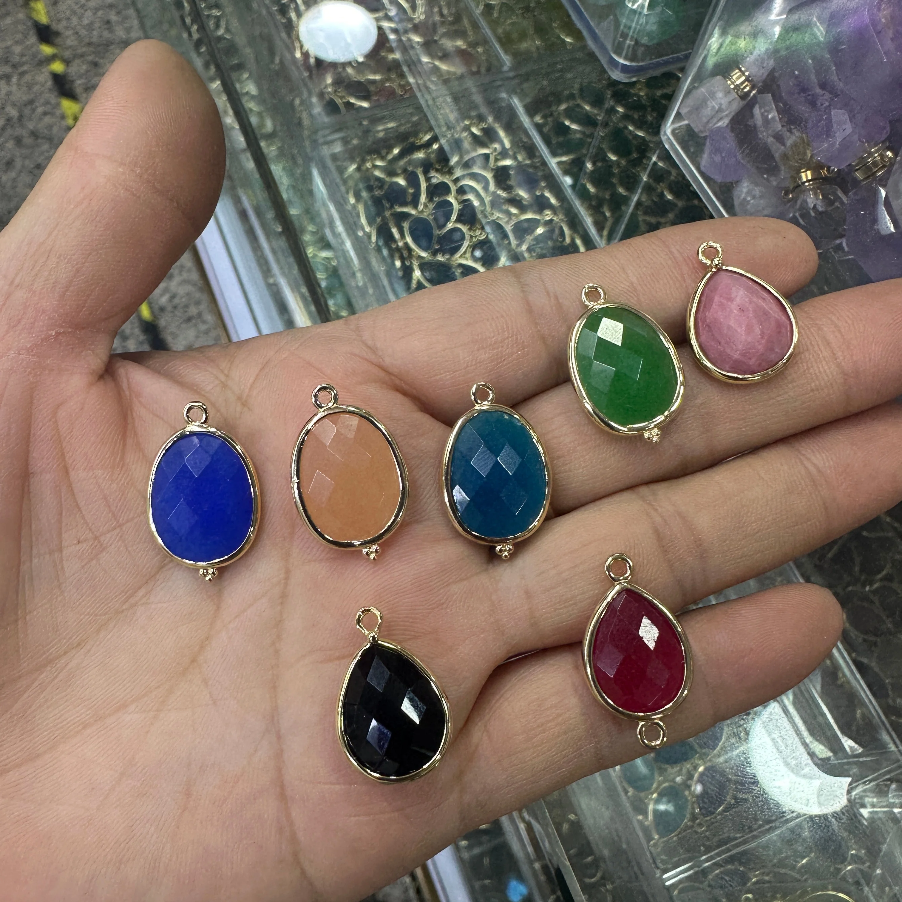 Natural Chess Cut Quartz Gemstone Charms Colors Stone Jewelry Pendant Crystal Findings Connector for Bracelets Making