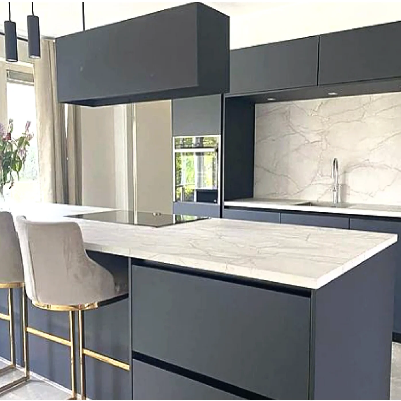 Wholesale White Modern Kitchen Design Cheap Melamine Kitchen Cabinets Wooden Kitchen Set