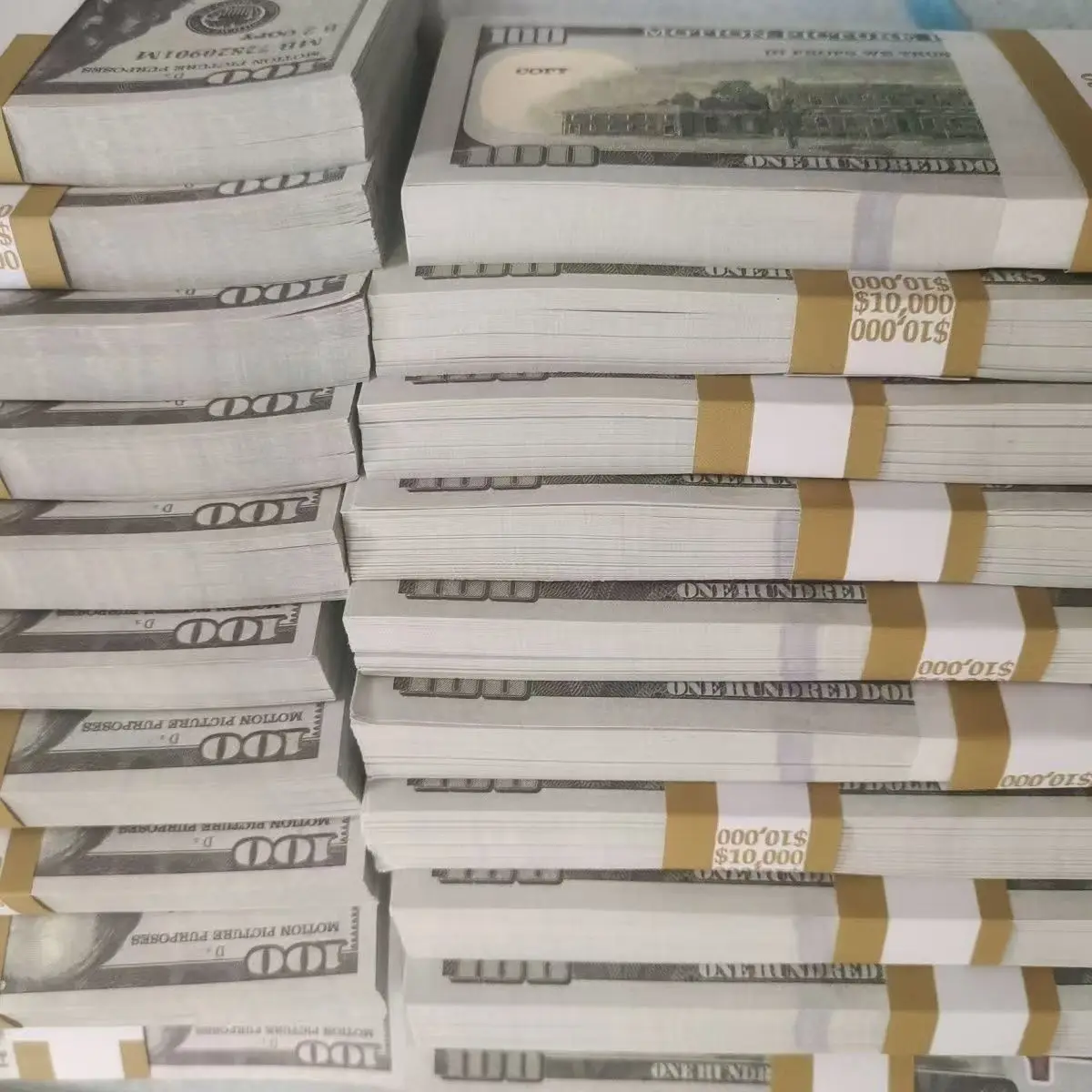 thumbnail image 2 of 10-Pack $100 Dollar Gold Notes – Novelty Banknotes For Crafts, Party Props, Games 2 of 5