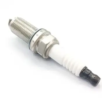 Spark Plug OE 90919-01235 Spark Plug For TOYOTA HILUX RAV4 Land Cruiser 4RUNNER TUNDRA Tacoma