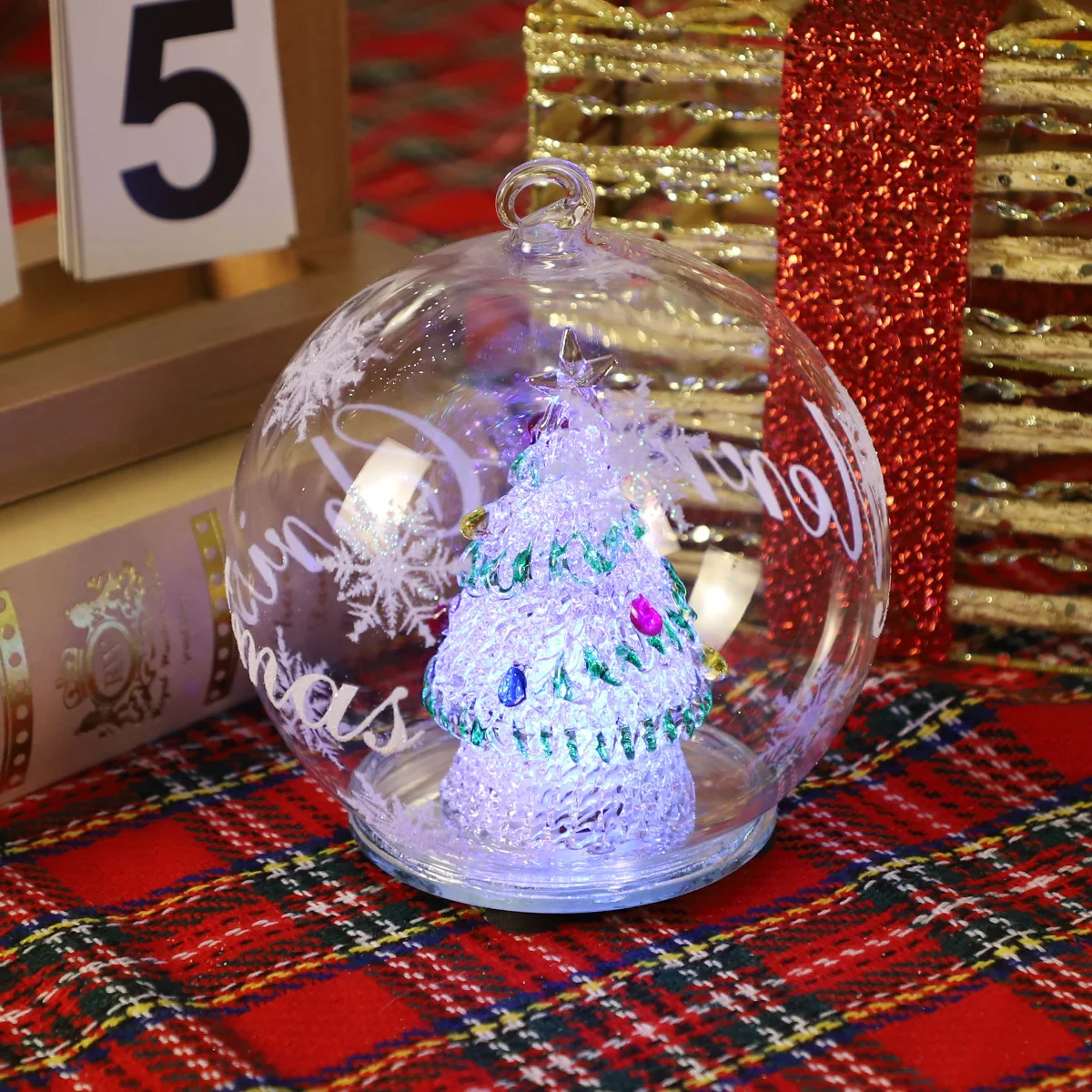 Wholesale led color change light hand painted 12cm clear glass christmas tree hanging ball ornaments with tree inside