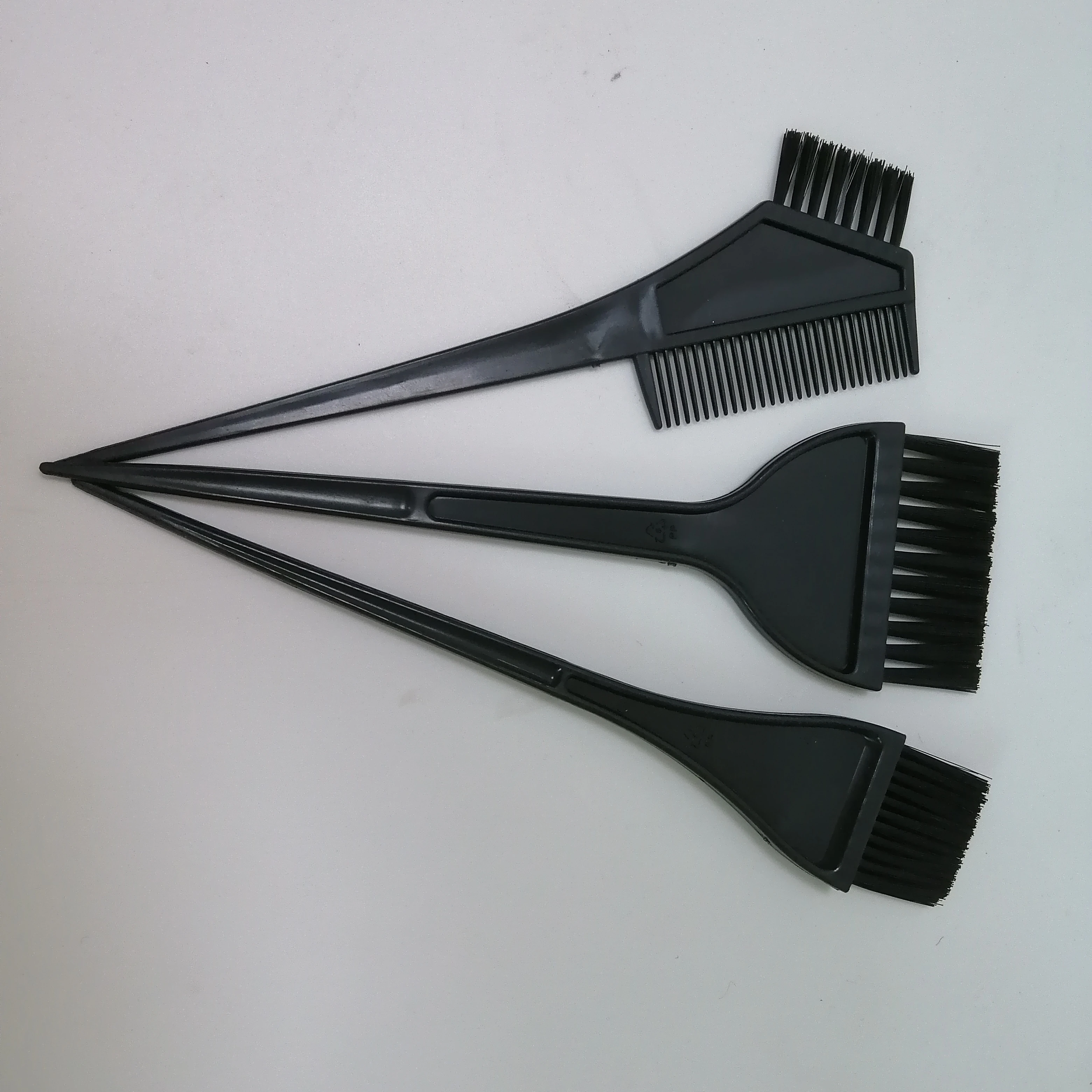 Hair Color Dye Tool Set Kit 4 PCS Brush Bowl Comb Professional Salon Tint