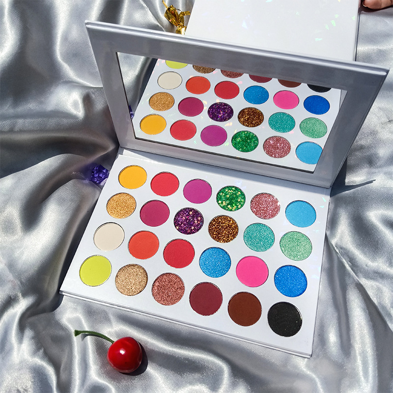 
 OEM Лидер продаж косметика оптом 24 цвета Серебристые тени для век Хэллоуин палитра пайетки матовые тени для век частная марка  
