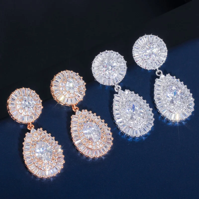 Boucles d'oreille goutte d'eau zirconim bleu ciel Swarovski®Eléments