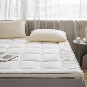Hotel Mattress Topper Quilted 100% Polyester Thick Pad for Ultimate Guest Comfort Queen/King Size Cooling Eco-Friendly