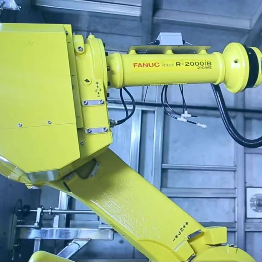 Robot-Held Brush Deburring & Cleaning System for Cylinder Heads Shimada Big Bird Cleaning Machine CH