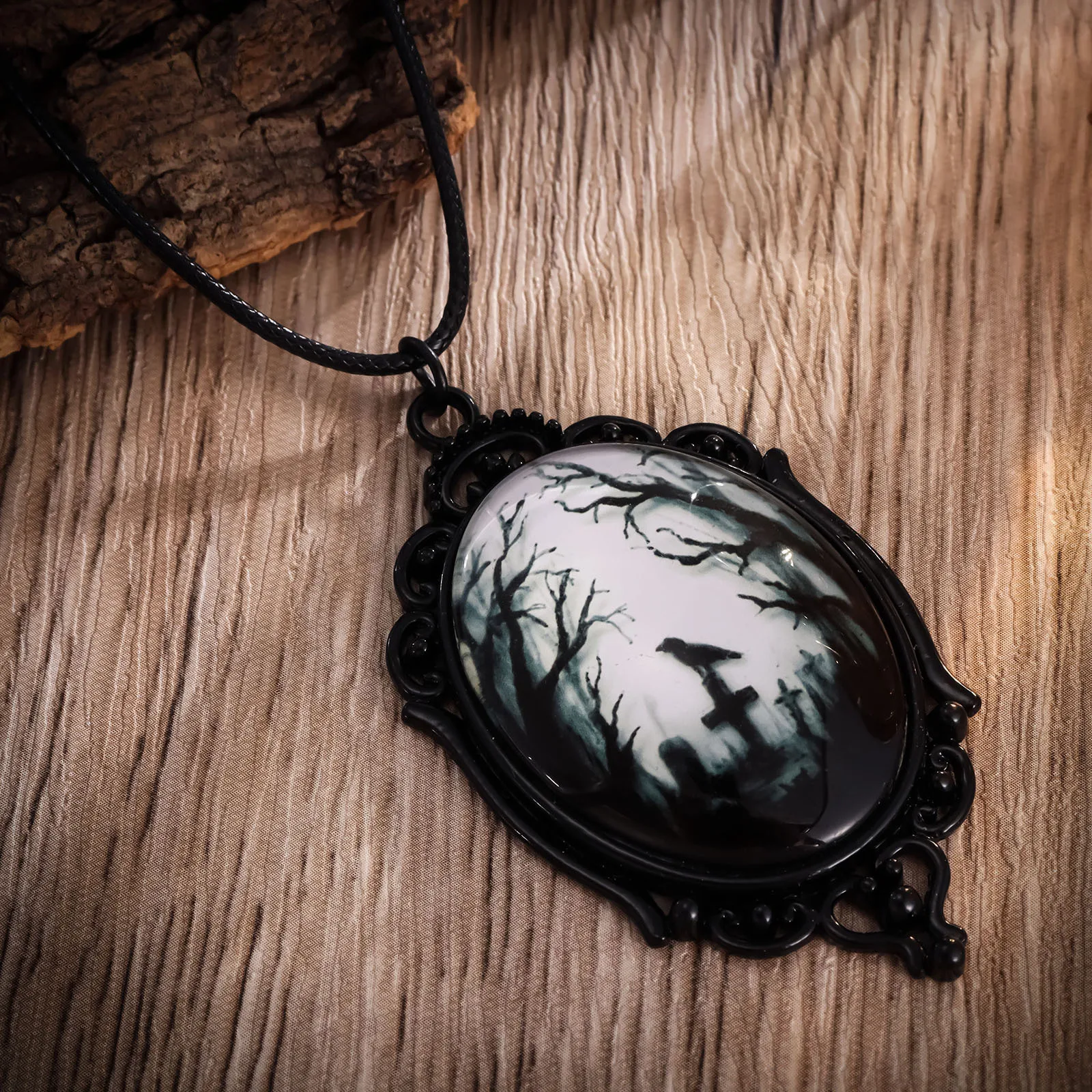 Collana con ciondolo a forma di pipistrello per Halloween da uomo