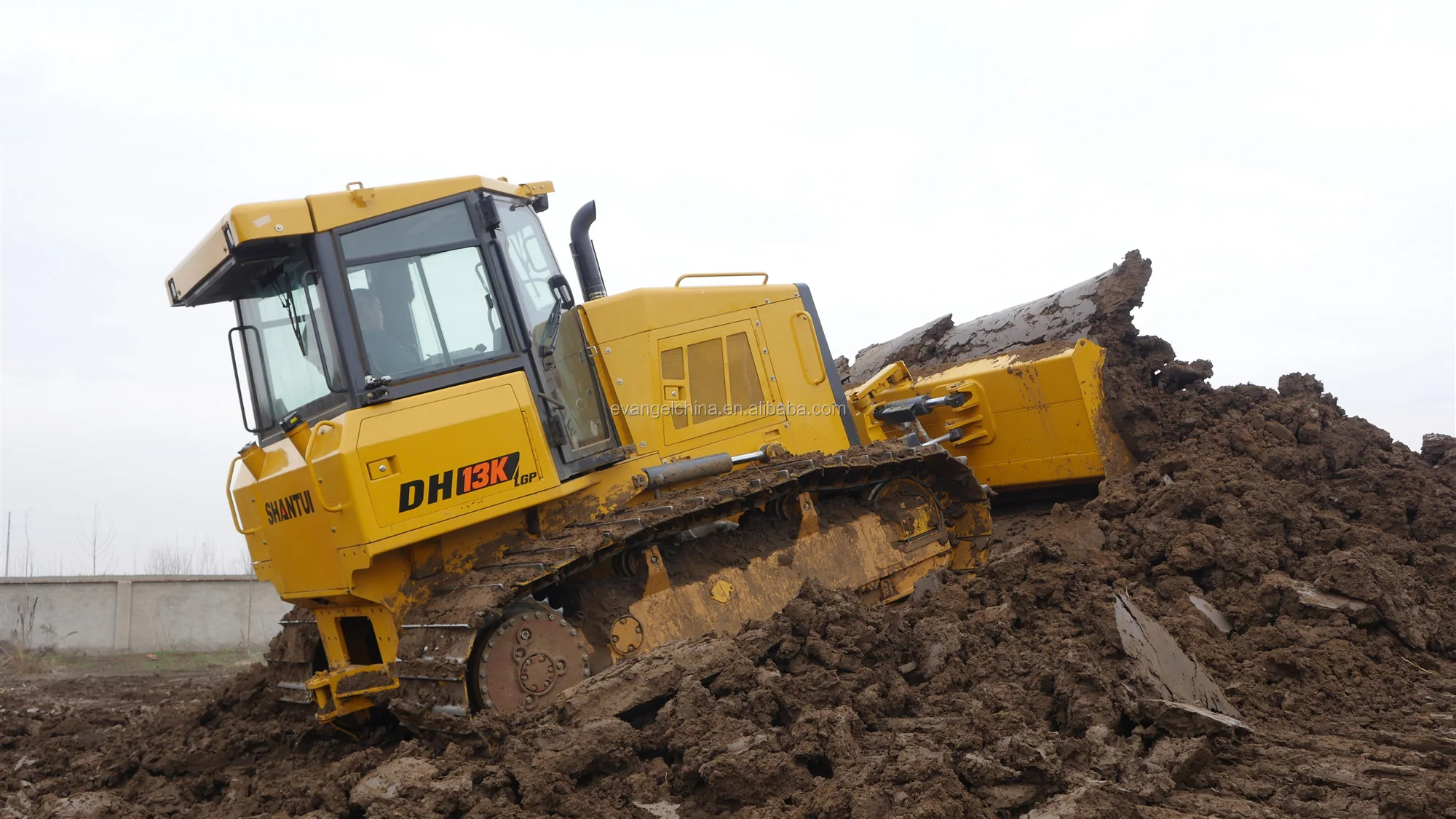 SHANTUI DH10-B2 Hydrostatic Crawler Dozer with 2.32cbm Power Angle Tilt Blade