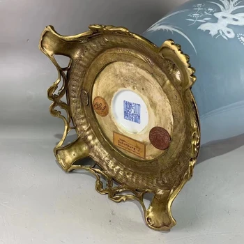 H1d761567521649bdbeb02fff35fef