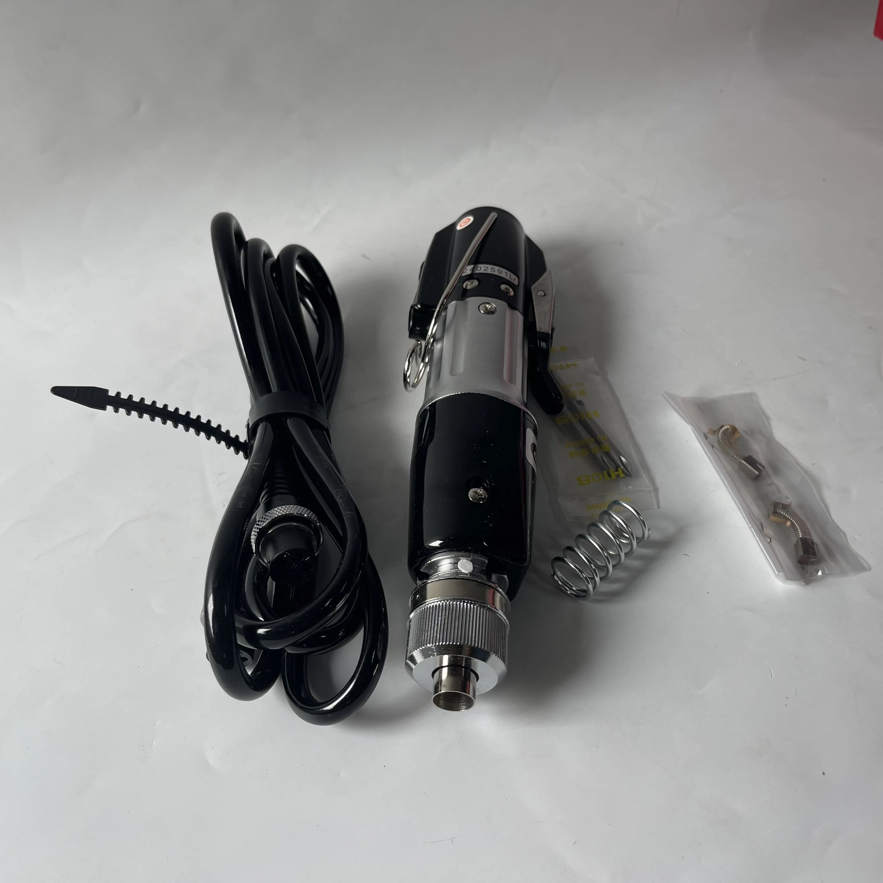 HIOS Electric Screwdriver with accessories CL-6500