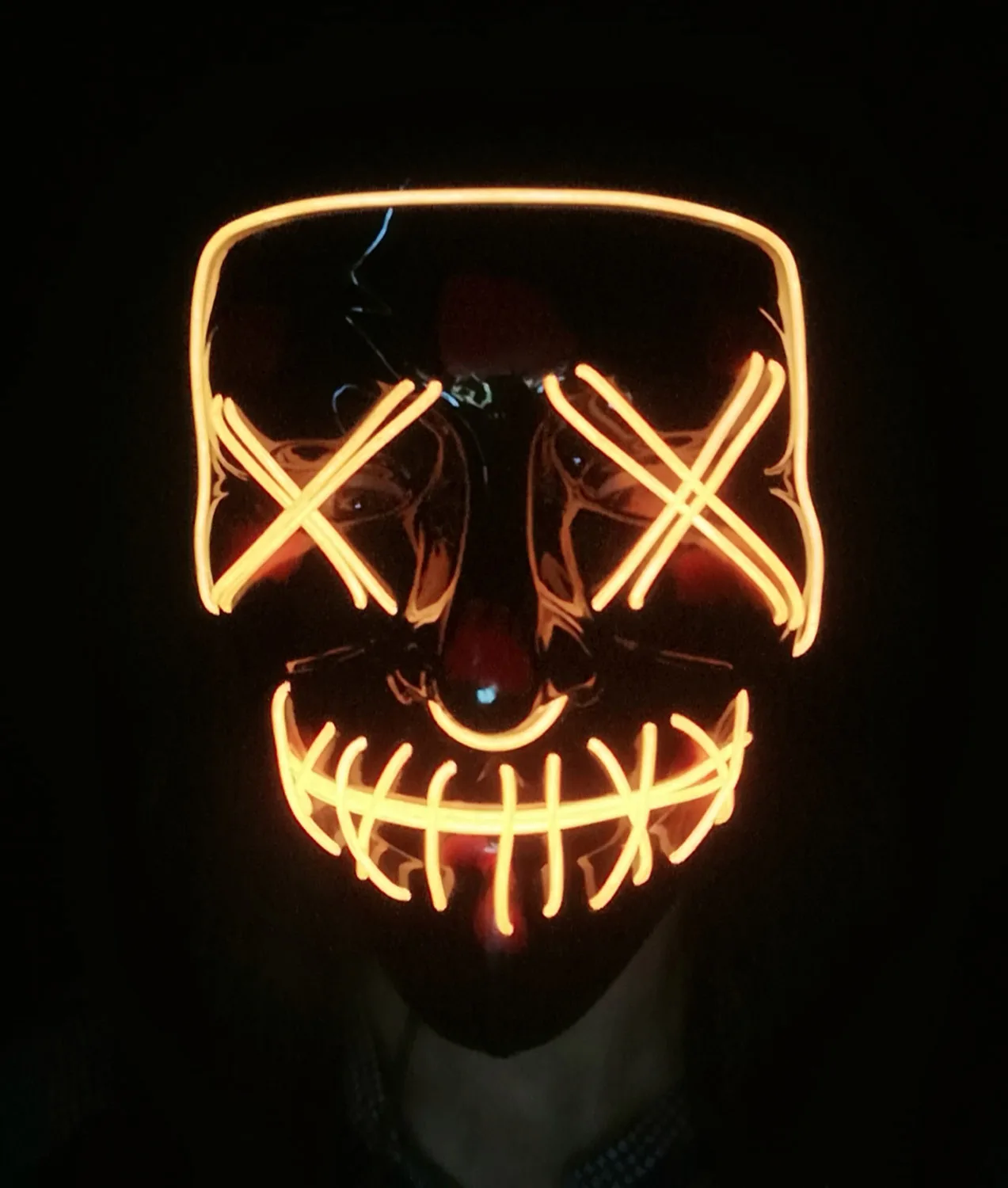 Led mask l l. Led mask l l. Лед маска реклама. Led mask l l. Маски фототерапии в косметологии.