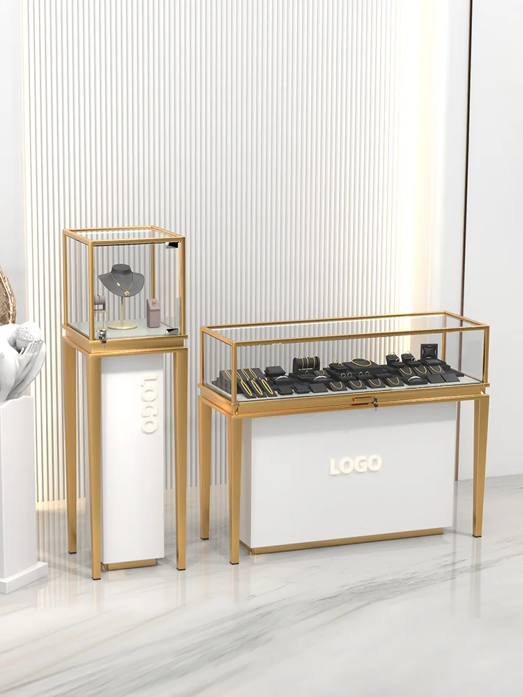 Luxury Gem Jeweller Store Custom Glass Showcase Design