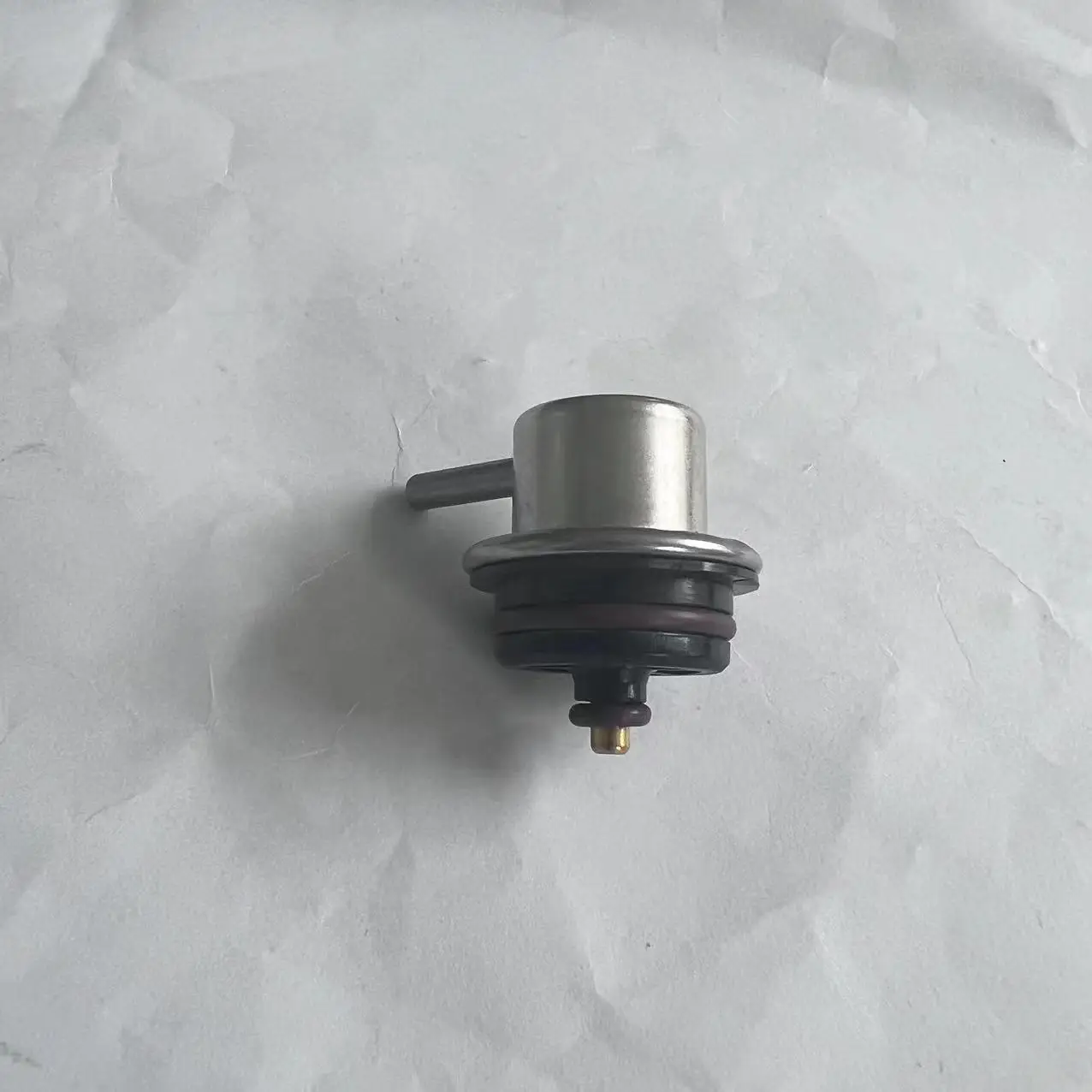 Fuel Pressure Regulator For Isuzu 2172251 17113687 19106768 89017453 ...