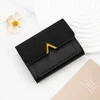 B03049 black