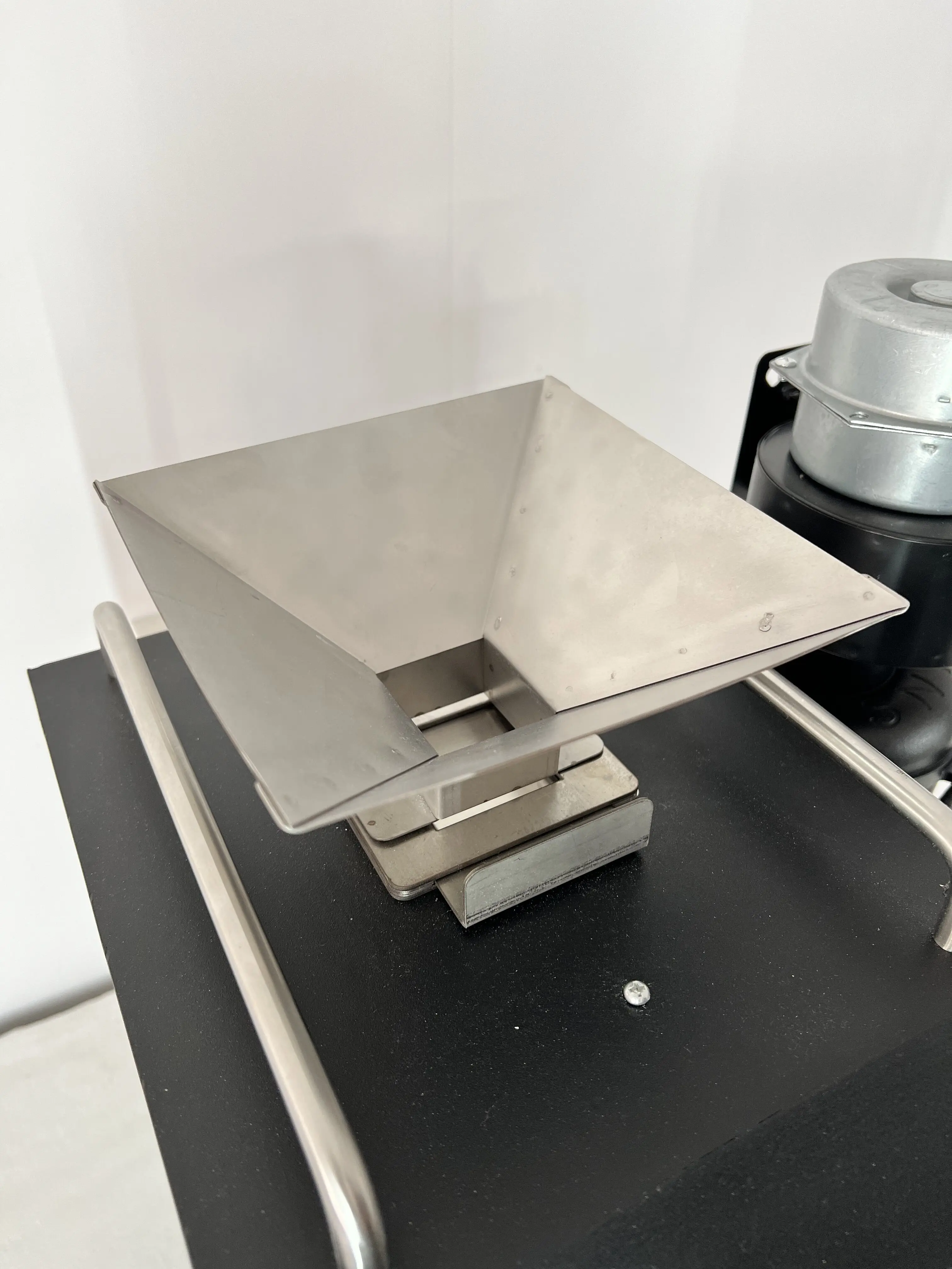 ZFTOPA Coffee Roaster - 300G Home Use Machine with Free
