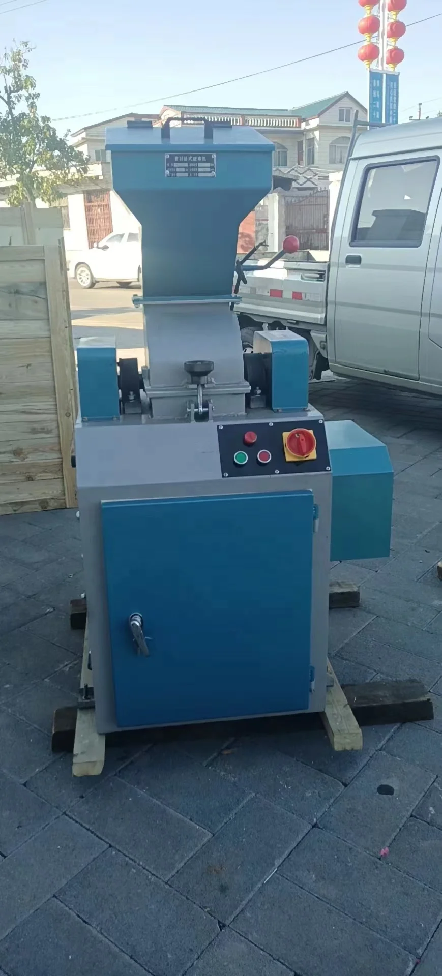 New Design Small Sealed Type Lab Using Small Stone Glass Hammer Crusher Coal Hammer Mill for Sale