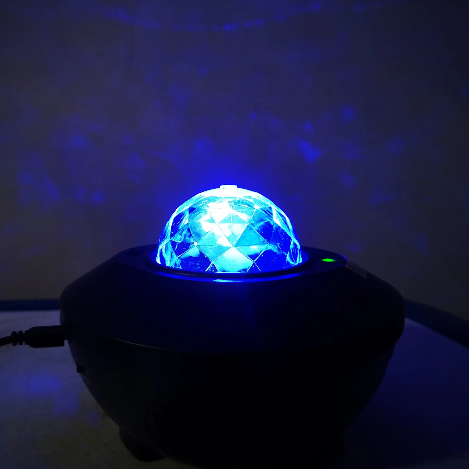 Smart Ocean Wave Projector Light LED Sky Starry Blueteeth Music Speaker Star Projector Night Light with Remote Control for Kids