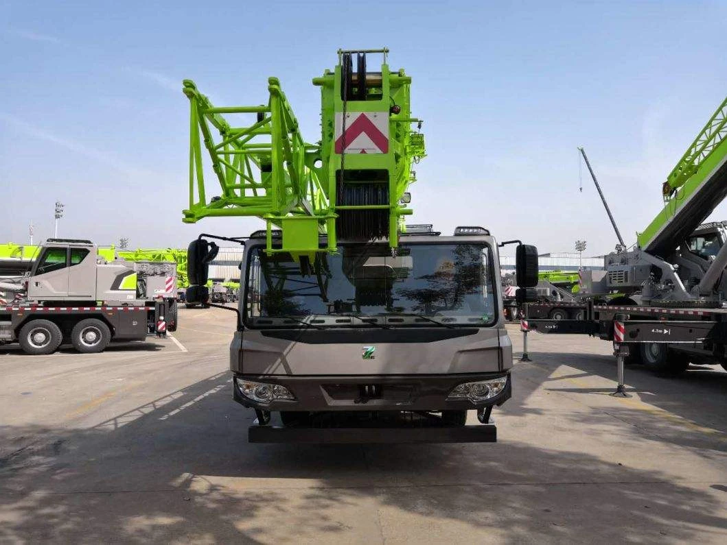 Easy Operating Zoomlion 55 Ton Mobile Crane Truck ZTC550V532 in Uzbekistan