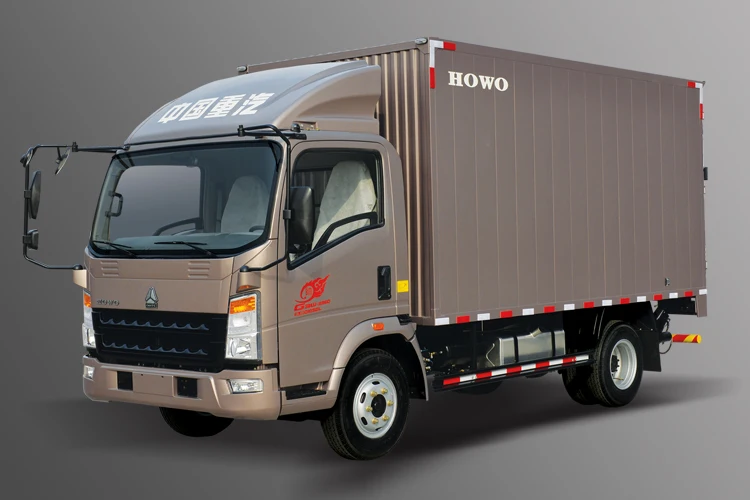 Low  Price Used One  HOWO BRAND  4X2  6TON 4TON 5TON VAN BOX CARGO TRUCK