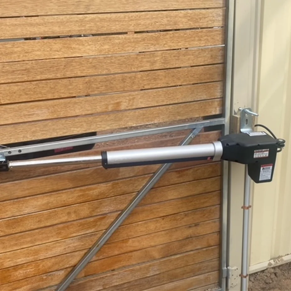 LockMaster LM902 Auto Gate Motor Electric Gate Operator Swing Gate Opener