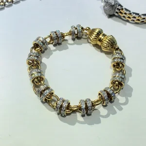 18-carat gold luxury ladies' double-ring diamond bracelet, 4.839 carats of lab-grown Round diamonds, perfectly  for evening