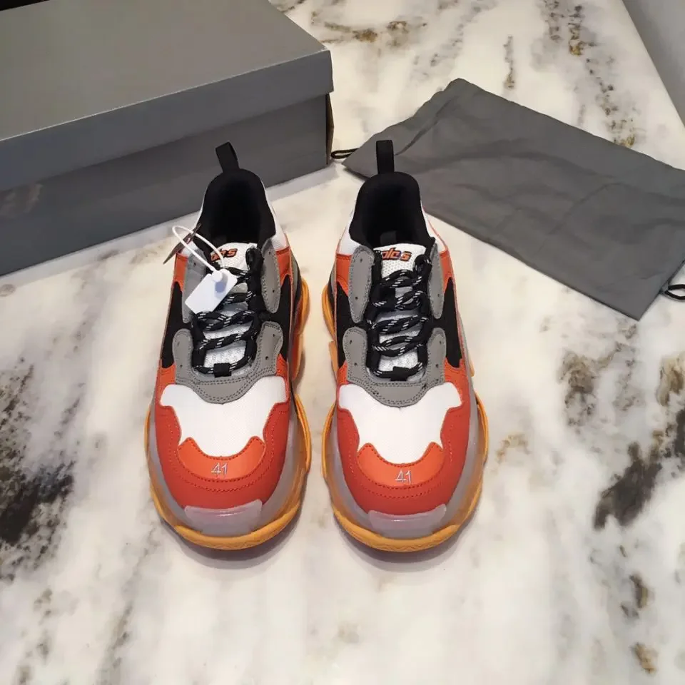 Factory Wholesale Original Runners Sneakers Retro Fashion Trend Men And Women brand shoes 1 buyer