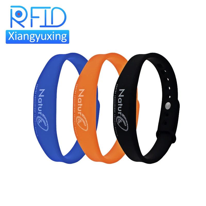 Custom RFID NFC Bracelet Waterproof 13.56MHZ N213 Chip Black Rubber RFID Silicone Wristband Bracelet