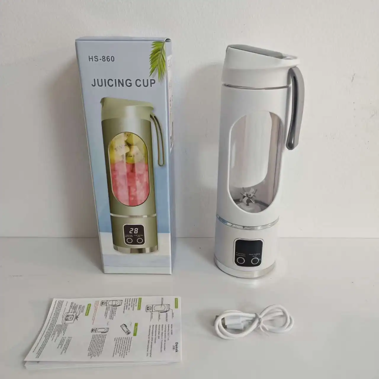 Hot Sale Custom Logo Wireless USB Rechargeable Portable Mini Blender Smoothie Juicer Cup Mixer for On-the-Go Outdoor Daily Use