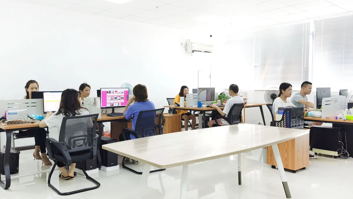 Dongguan City Luomante Ledia Clothing Co., Ltd. 3
