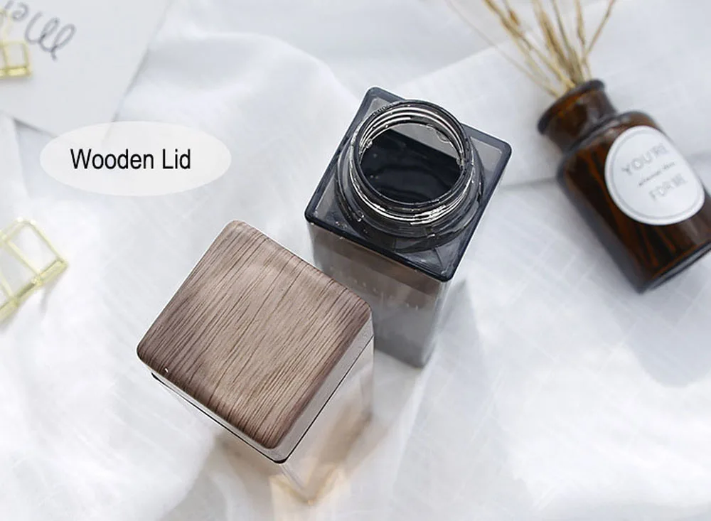 Пластиковая бутылка для воды квадратной формы с деревянной крышкой 500 мл