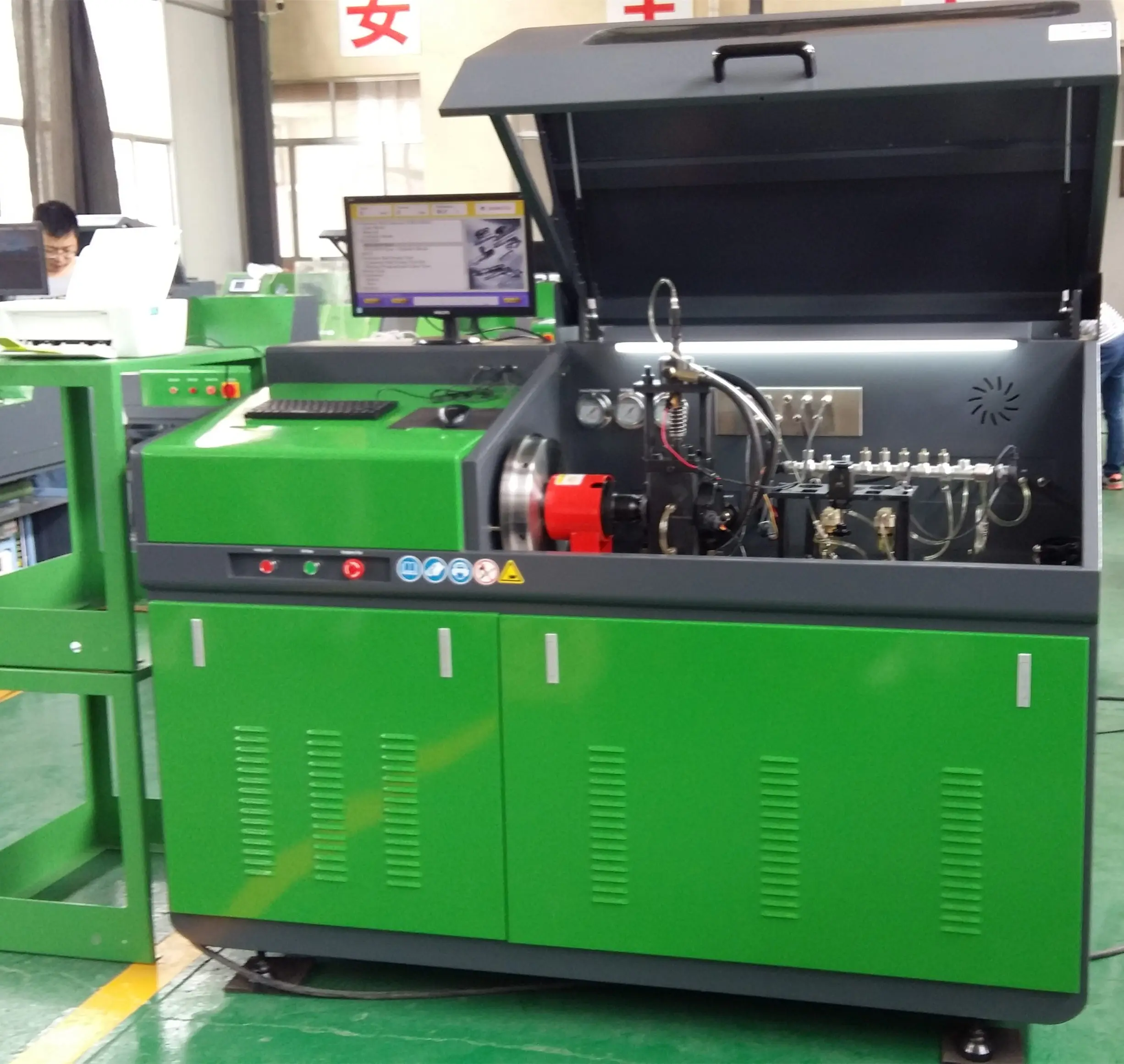 CR815 Fuel Injection Pump Common Rail Injector Pump