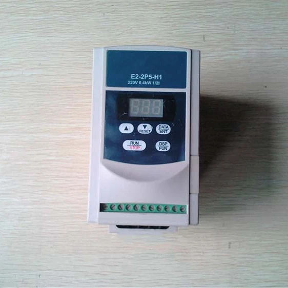 E2-201-H1F инвертор 1 фаза 220V 4.2A 0.75KW в хорошем