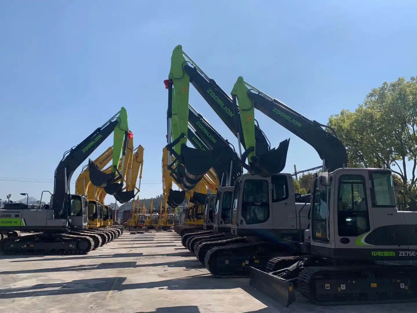 Zoomlion ZE75E Mini Excavator 8t Compact Digger Price - New