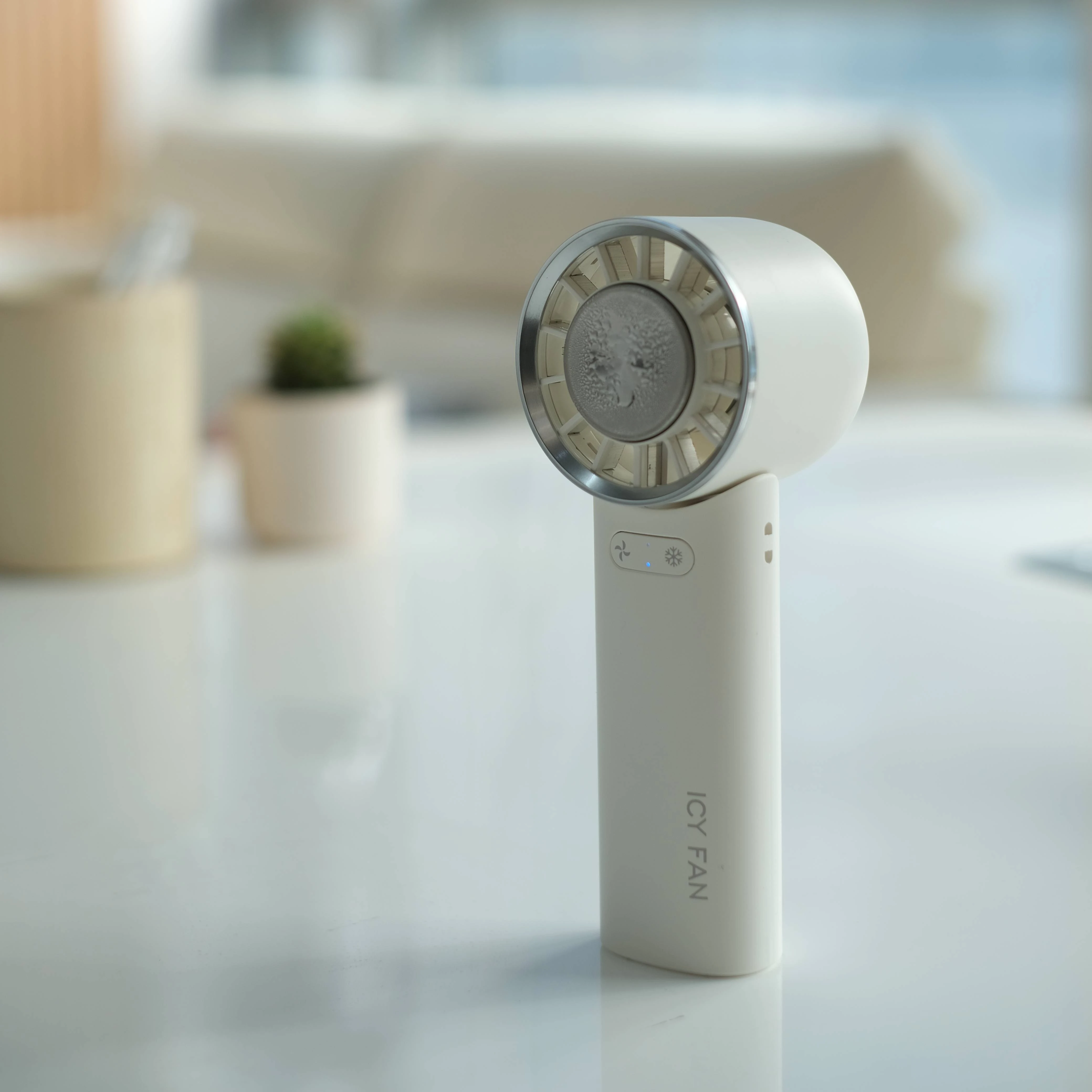 Smart Handheld Table Foldable Air Cooling Fan Portable Storage Long Lasting Battery Life Rechargeable 2000mAh Electric Fan