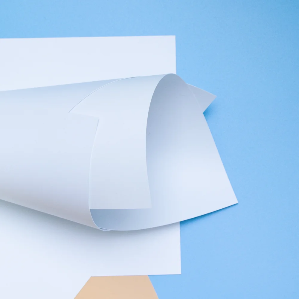 Wholesale White PVC Rigid Film Customized Size 0.3mm 0.5mm Matte Glossy PVC Rigid Plastic Sheet Roll for Printing Packaging