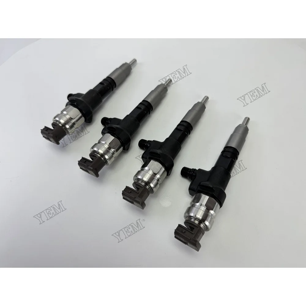 V2607 Injector 1J702-53053 for Kubota Standard Size Engine Parts 2