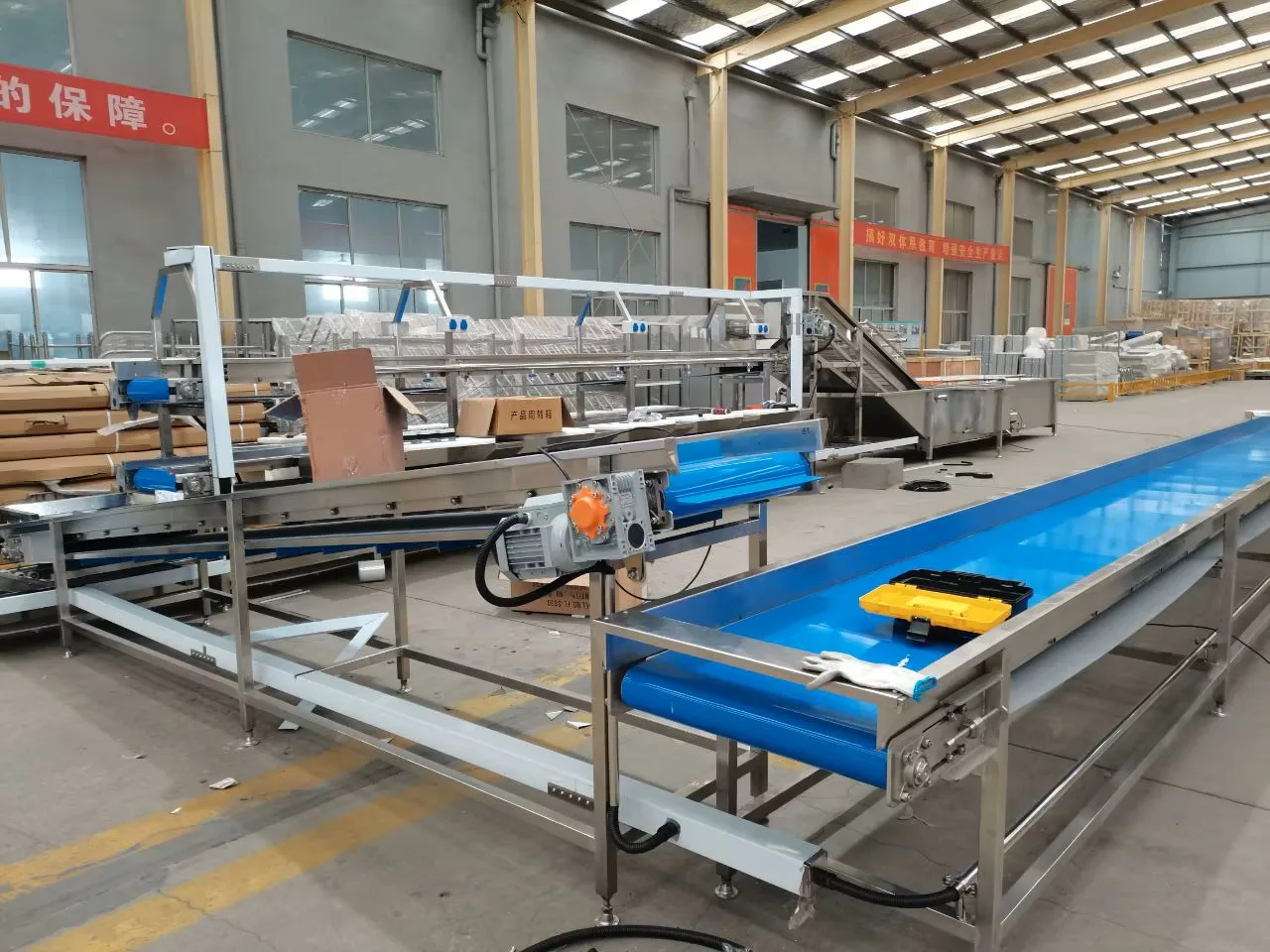 PVC conveyor belts for cutting and packaging lines in meat slaughterhouse equipment
